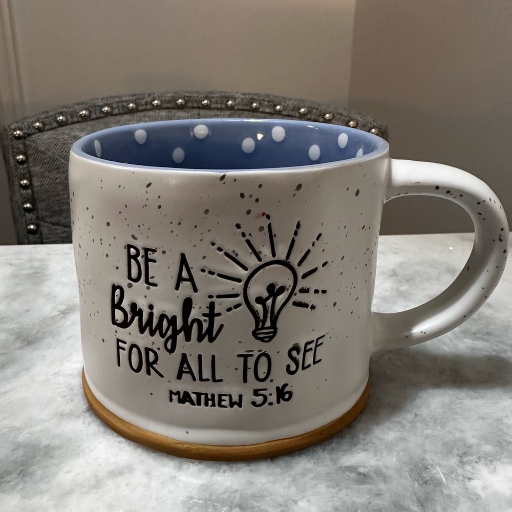 Be A Bright Light For All To See (Matthew 5:16) Decorative Ceramic Mug - NWOT